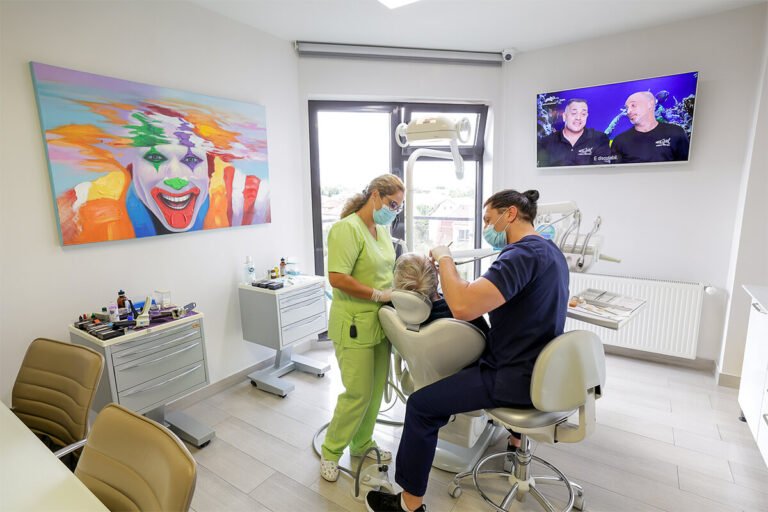 Pacient in Clinica Dental France